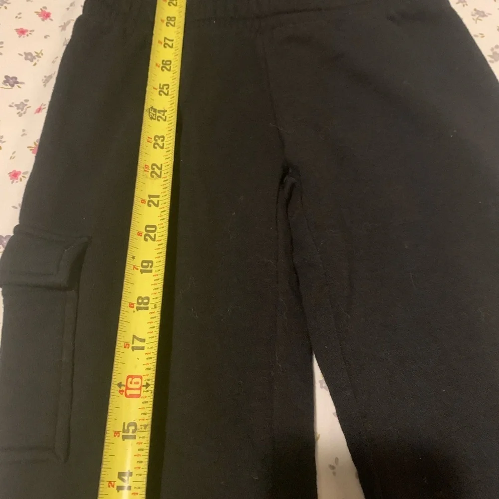 Black Cargo Jogger Pants size M (8) old navy with pockets